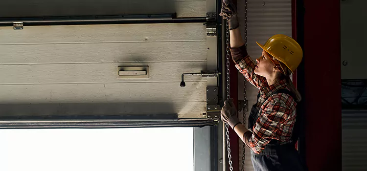Addressing Common Garage Door Stoppage Issues in Mineral Wells, TX